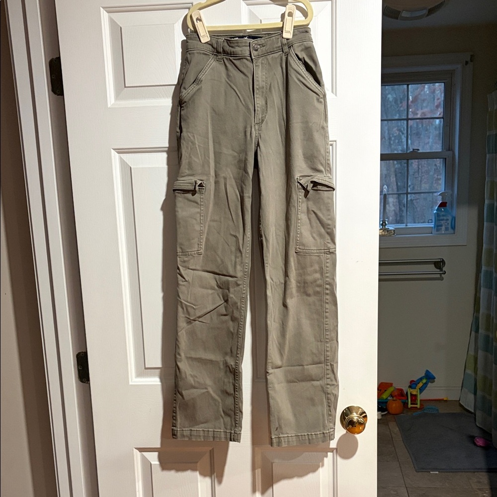 Hollister cargo pants
